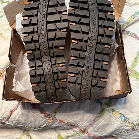 Skechers Tan Slip-On Shoes with Faux Fur Lining - Picture 6 of 8